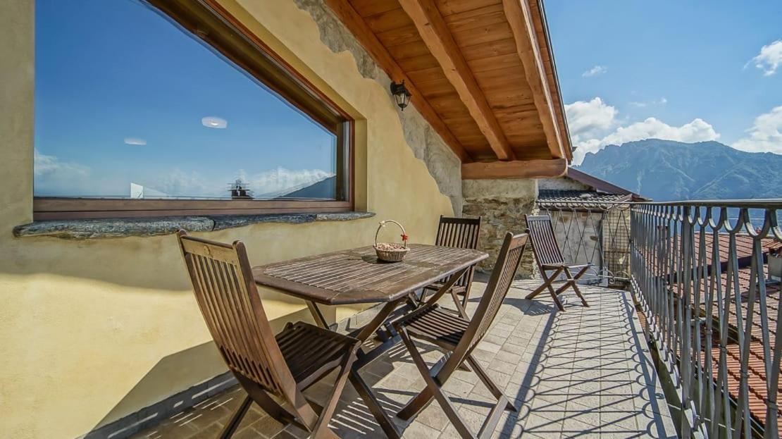 Chalet La Terrazza Vista Lago Bellano Exteriör bild